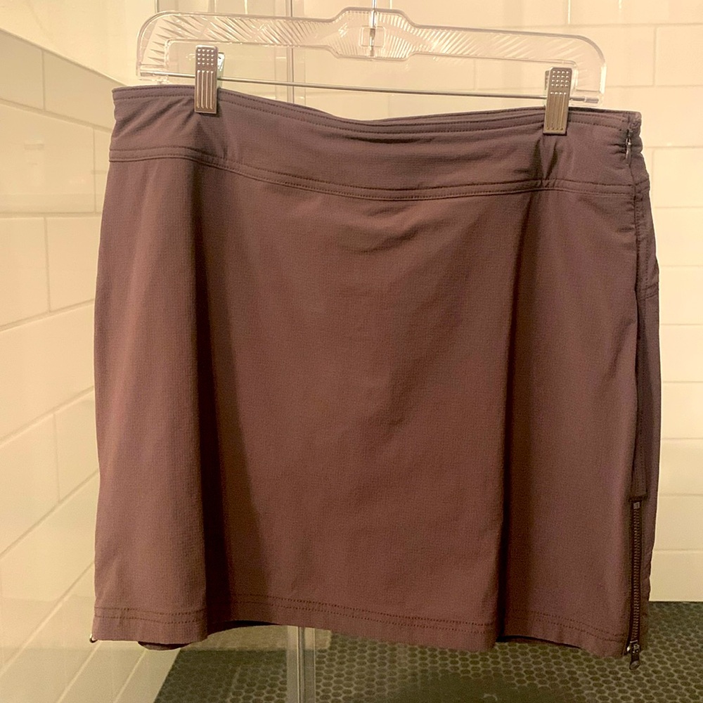 Women’s Athleta size 8 skort